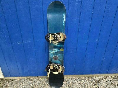 Arctic Freesport 160 cm Snowboard Burton Bindings