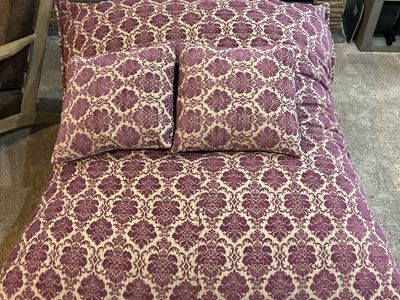 Lovesac W/ Frame