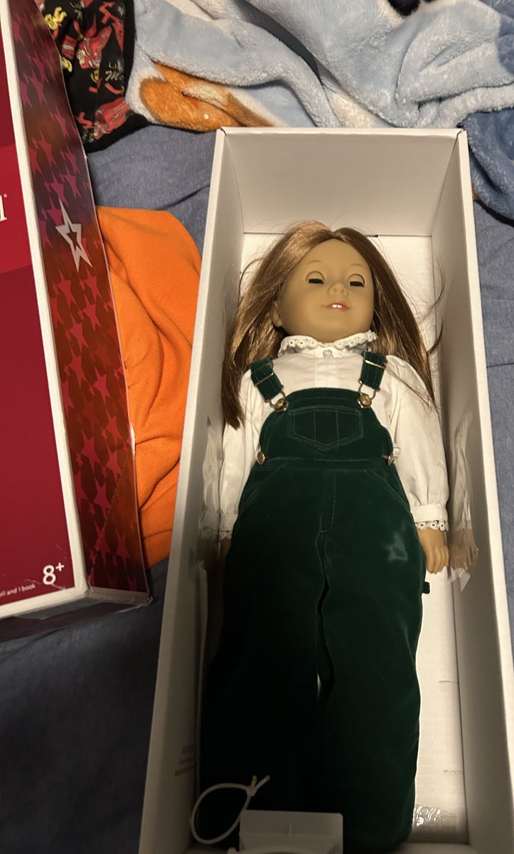 RETIRED Pleasant Company American Girl Doll Emily Bennett, Molly’s Best Friend