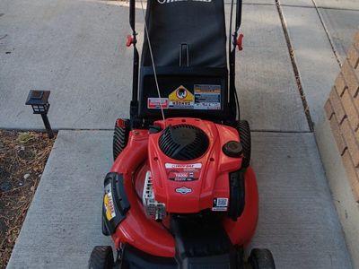 Troy-Bilt TB200 150-cc 21-in Gas Self-propelled Lawn Mower with Briggs and Stratton Engine. Excellent Conditions!