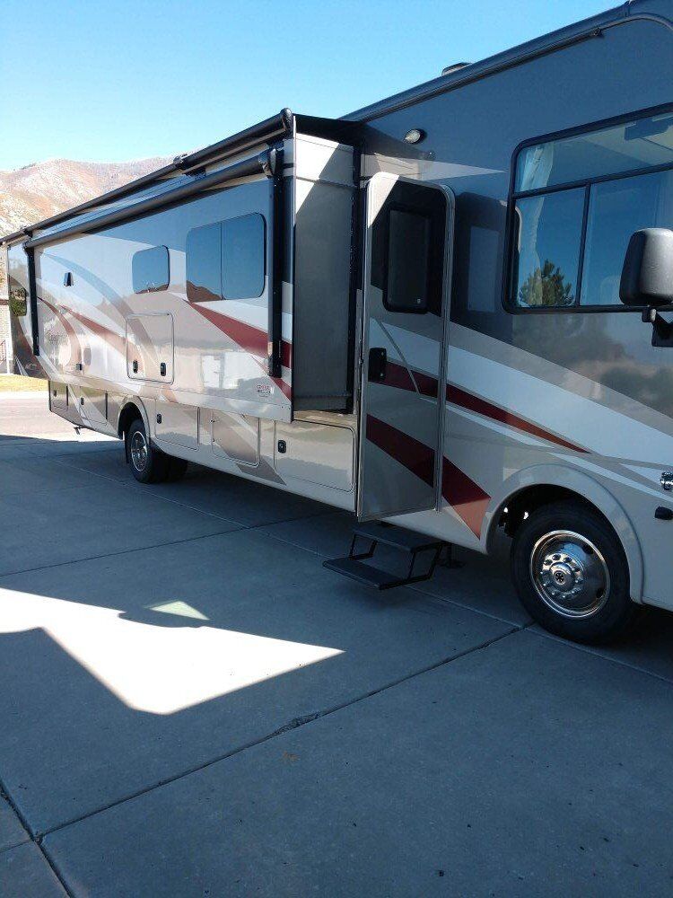 2020 Coachmen Mirada 350S
