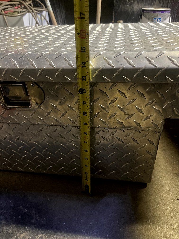 delta large truck tool box 6 feet long 150 obo