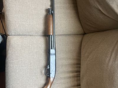 Toy Winchester shotgun