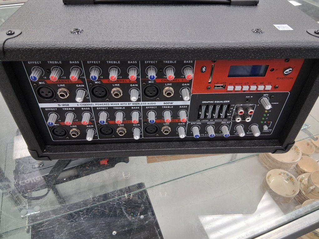Exoton S-1202 Powered Mixer PA New