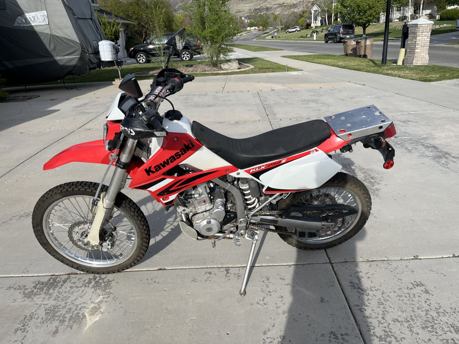 Kawasaki on/off road KlX 250 with 351 engine kit.