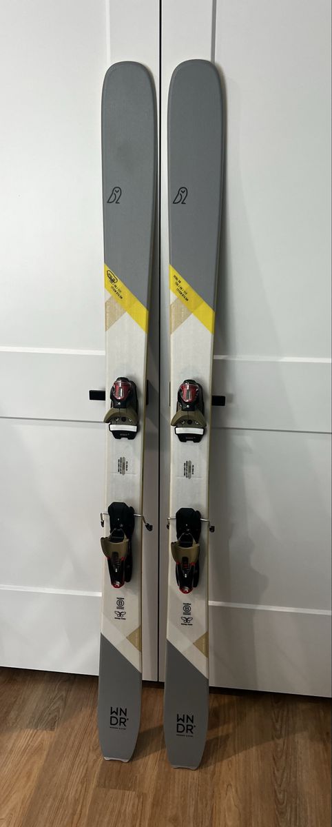 WNDR Vital 98 Skis - 171cm with Look Bindings