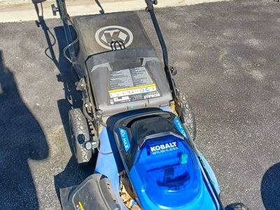 Kobalt 40V Max Brushless 20-inch Cordless Electric Lawn Mower with Bag