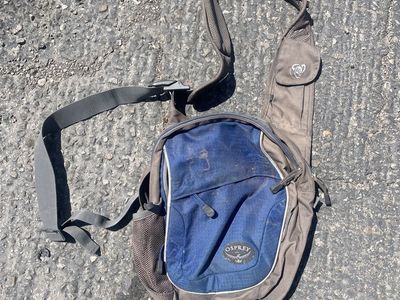 Osprey Blue/Grey Sling Backpack - Versatile Outdoor Bag