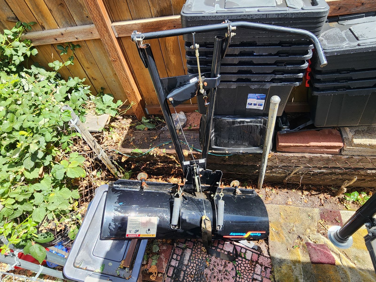 Main image 5