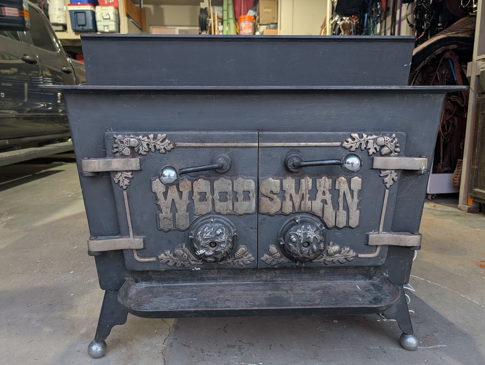 Woodsman Woodburning Stove - Acorn edition