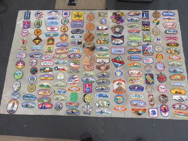 MASSIVE LOT OF 150+ VINTAGE BOY SCOUTS OF AMERICA PATCHES - SELLING AS A SINGLE LOT