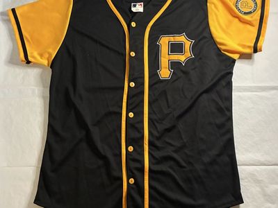 Pittsburgh Pirates MLB Black & Gold Baseball Jersey – Men’s Medium – Vintage Style
