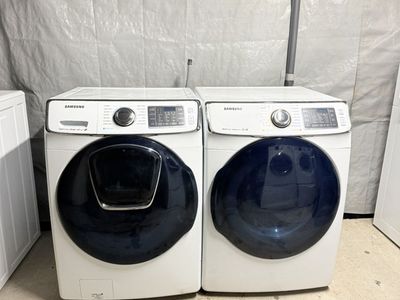 Samsung Washer And Electric Dryer Set