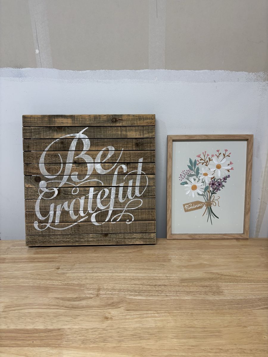 Rustic Farmhouse Wall Decor Bundle - 'Be Grateful' Sign, Floral Print, Bible Verse & 'It Is Well' Art