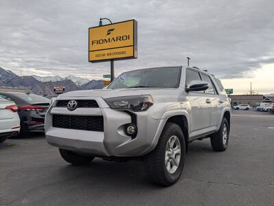 2019 TOYOTA 4RUNNER SR5 Premium
