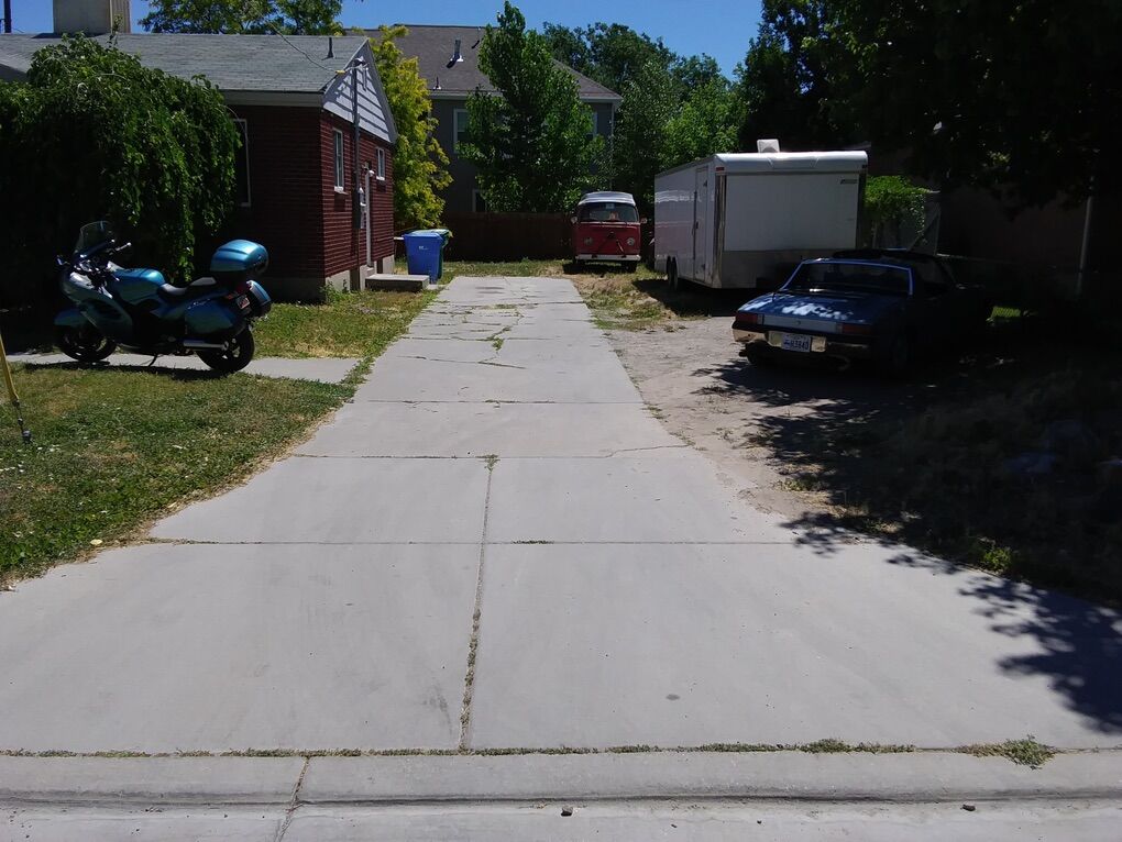 Skidsteer/Operator for Hire Yard/Driveway