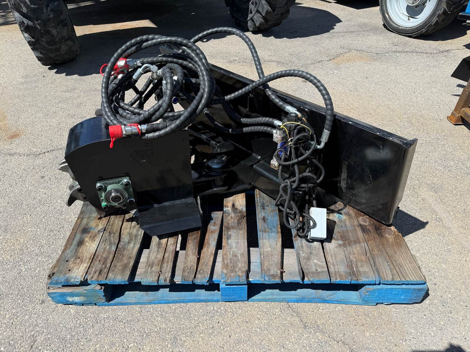 NEW Stump Grinder Skid Steer Attachment 2026 GIYI GY-SG45 