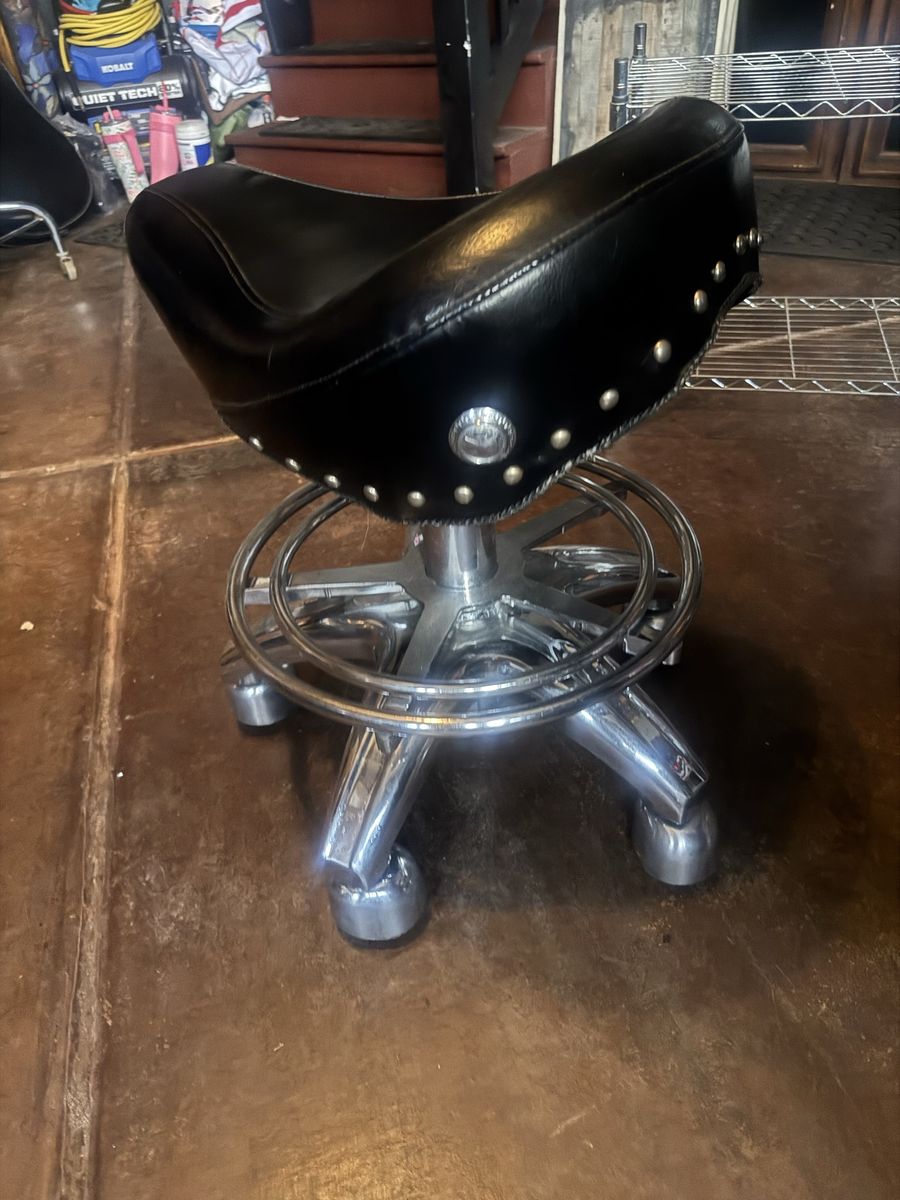 Adjustable Harley Motorcycle Heavy Duty Chair