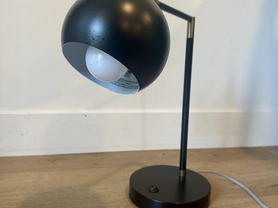 LIKE NEW Black Desk Lamp with USB Charging Port