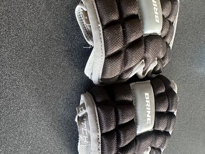 Brine clutch lacrosse elbow pads