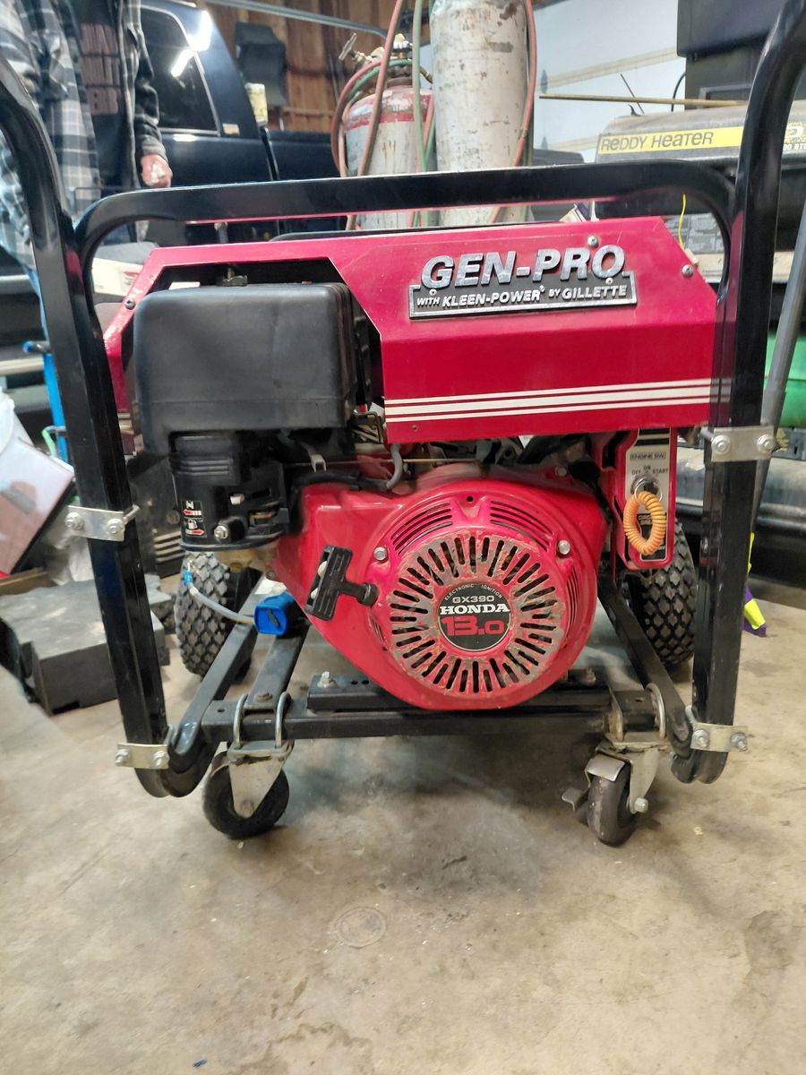 Gillette Gen-Pro 6500 watt Generator