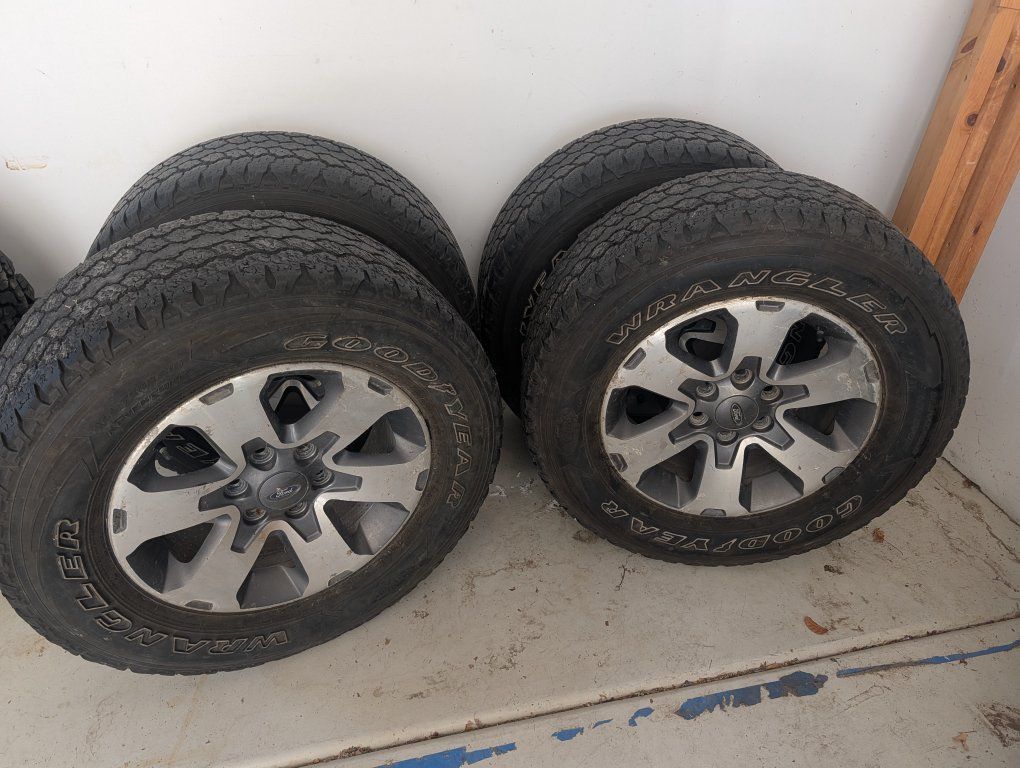 Used Ford F-150 OEM Wheels w/Used Tires - Set of 4