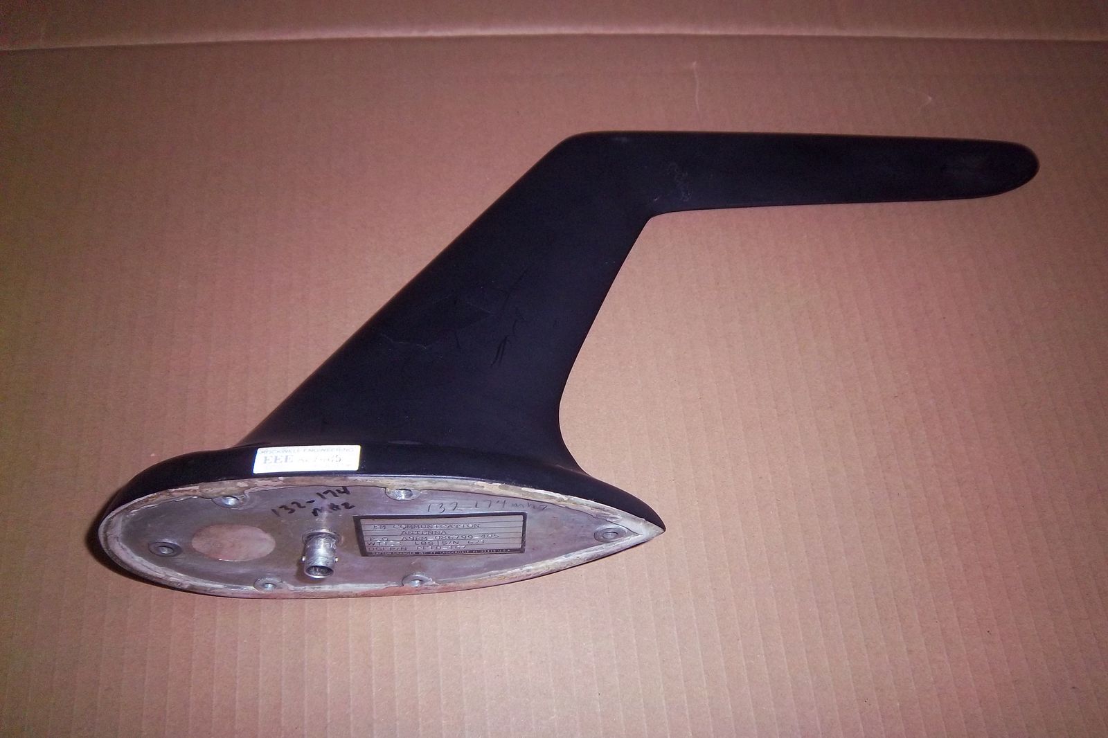 Aircraft VHF Antenna