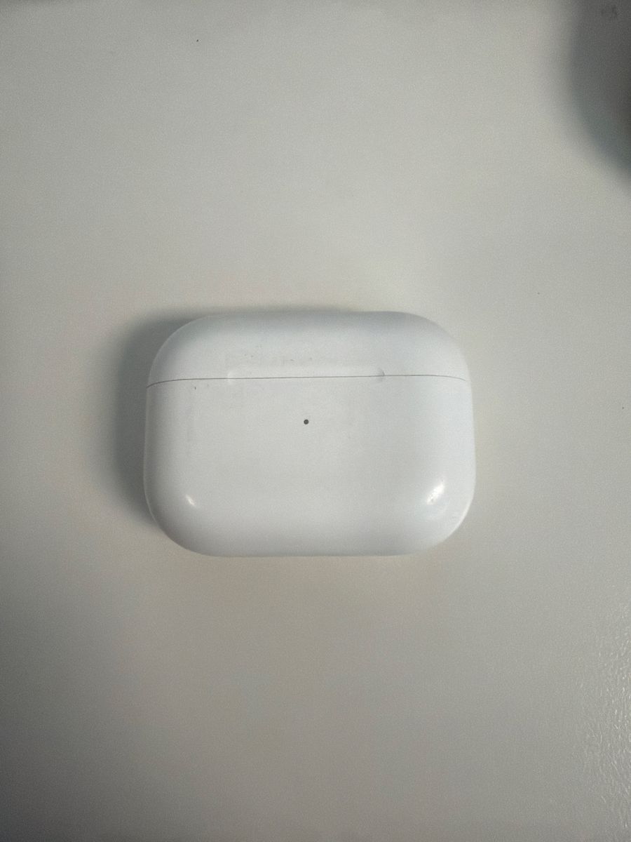 Apple AirPods Pro (2nd Gen) Wireless Earbuds w/ Charging Case (lighting cable)