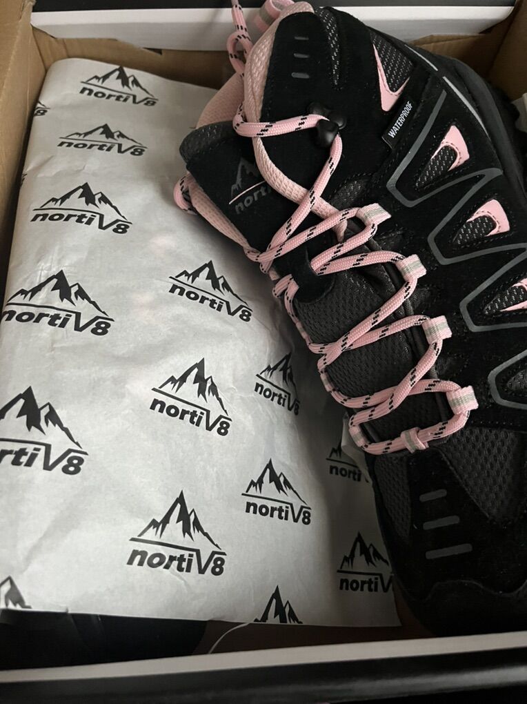 Nortiv8 Size 12 Womens Waterproof Hiking boots