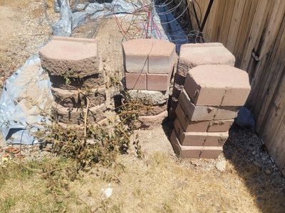 Used Concrete Edging Pavers/Retaining Wall Blocks - 30+ Pieces, Hexagon/Octagon Shape