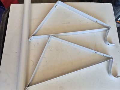 White Metal Closet 4' Rod and Shelf Brackets Set