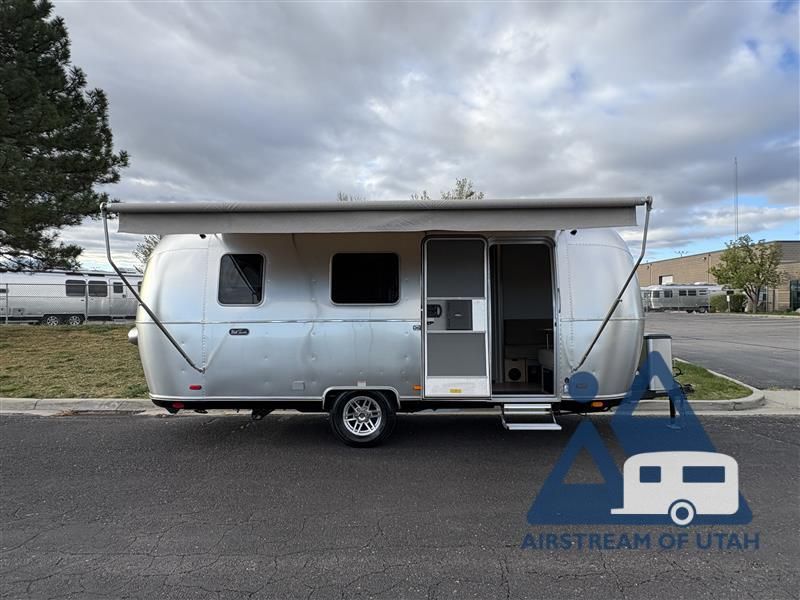 New 2026 Airstream World Traveler 22RB