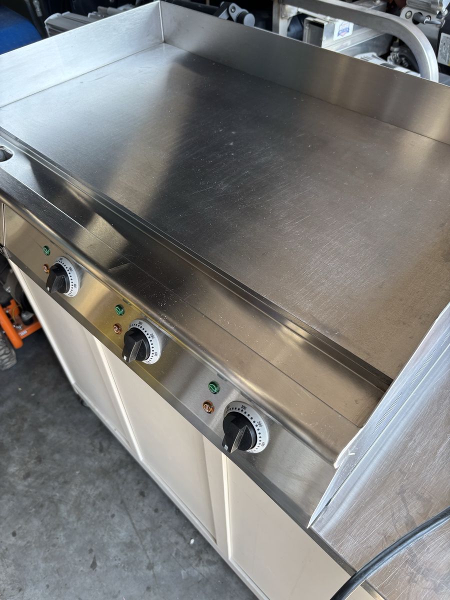 Adcraft 30" Griddle for Food Truck Commerical kitchen Electric Free Delivery SLC/Provo