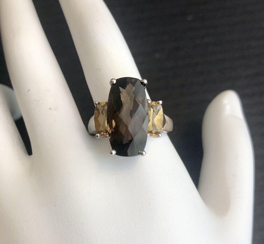 Sterling Silver Ring With Smoky And Champagne Qtz