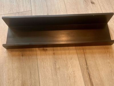 Black hanging shelf