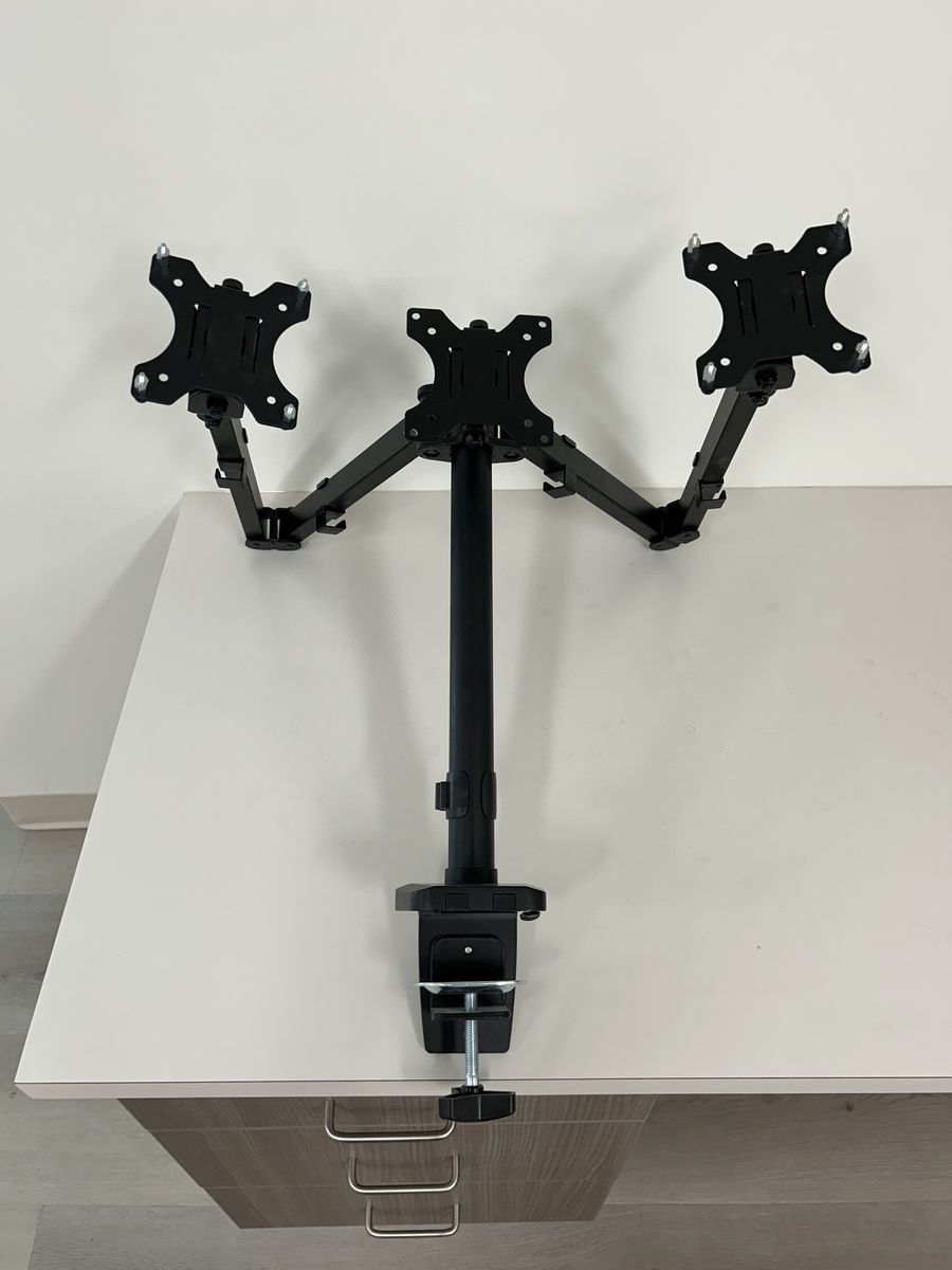 Loose Monitor Mounts (See Description)