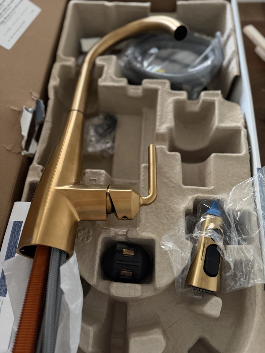 New Mirn Brushed Gold Kitchen Faucet