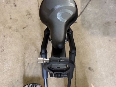 Kid shotgun bike seat mount