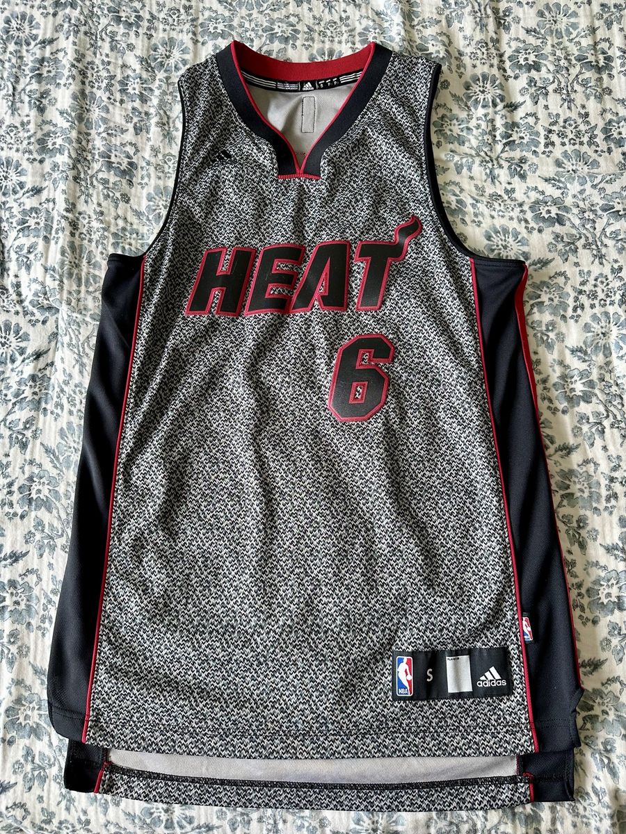 Adidas LeBron James Miami Heat Granite Alternate Jersey - Size Small