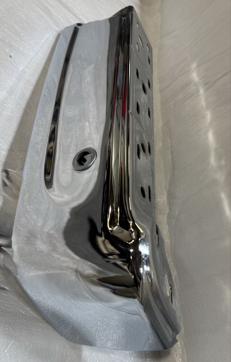 Main image 3