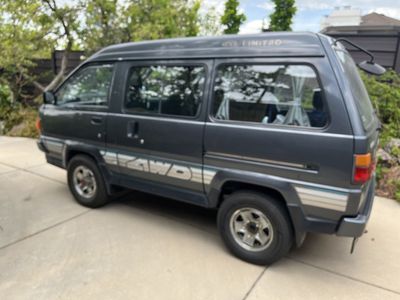 1988 Toyota LiteAce GXL 4WD Turbodiesel Minivan