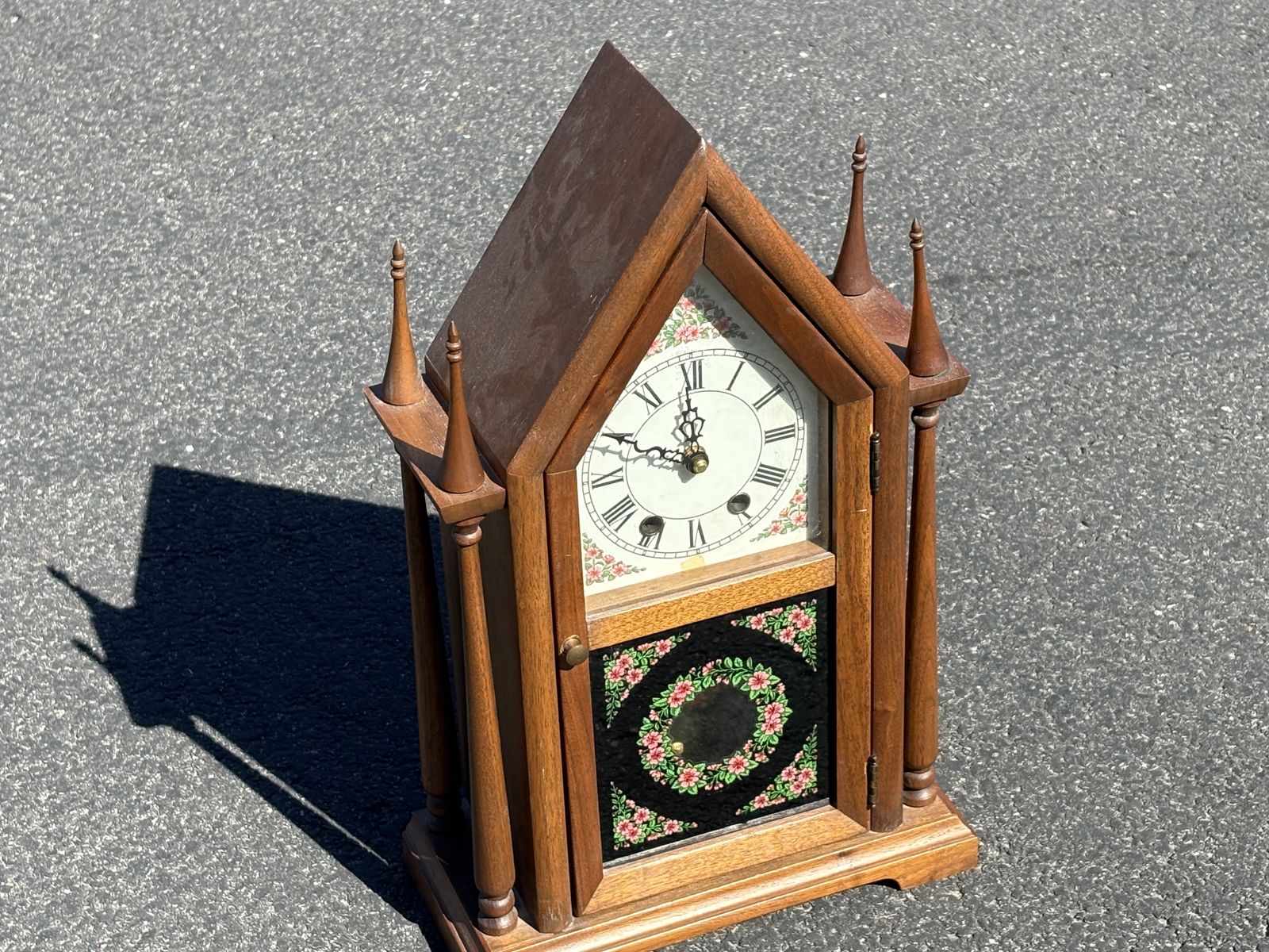 Beautiful vintage mantle clock, gothic cathedral steeple design, 1970’s?