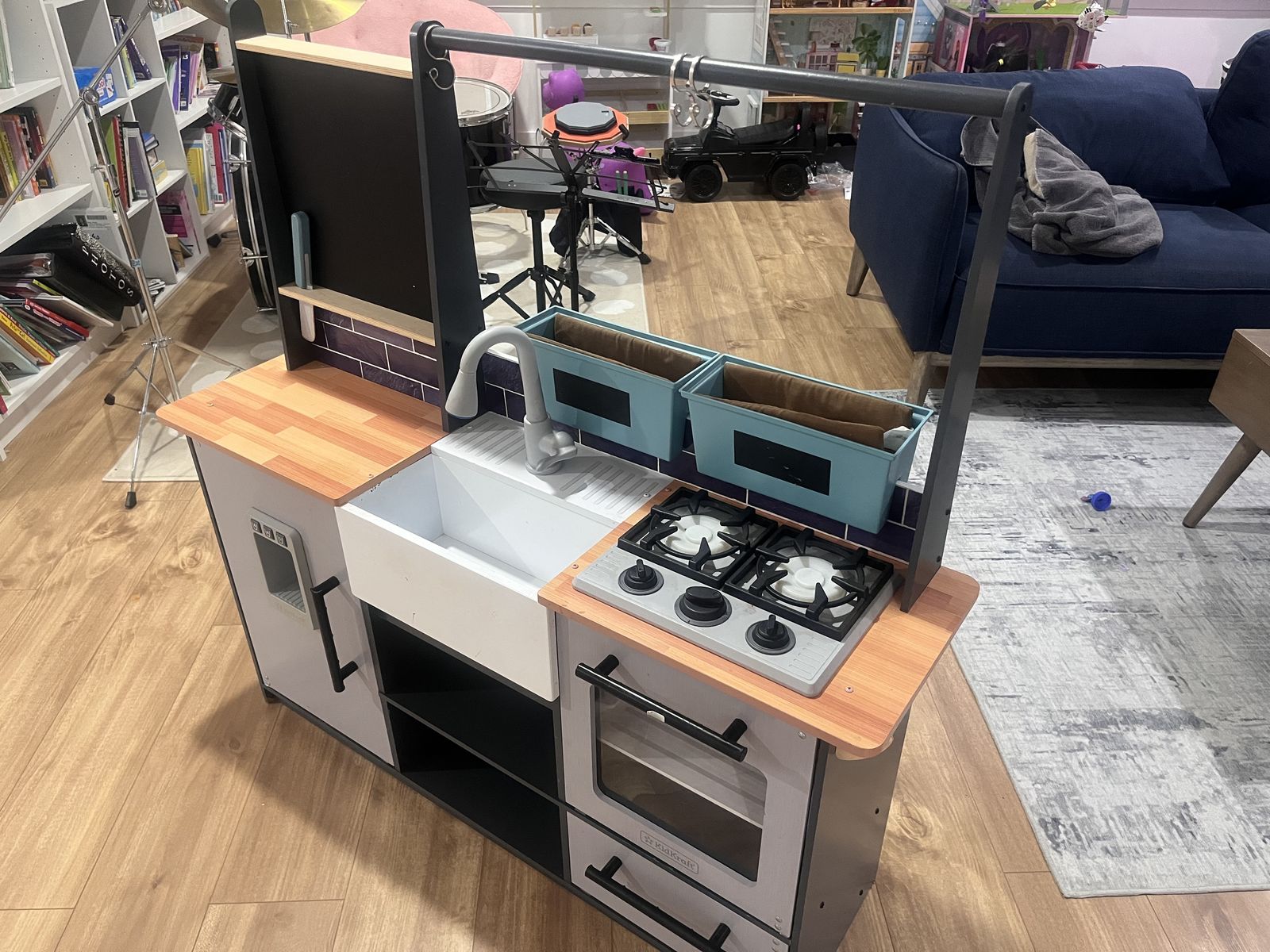 Play kitchen KidKraft