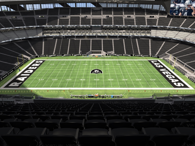 RAIDERS vs BRONCOS