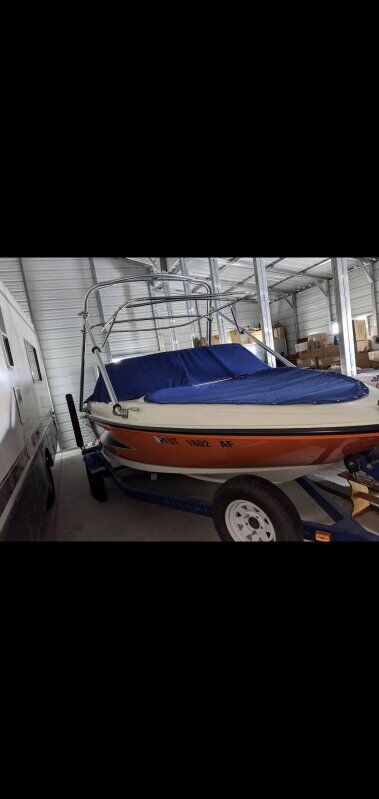 2007 Maxum MX1800 Open Bow Boat