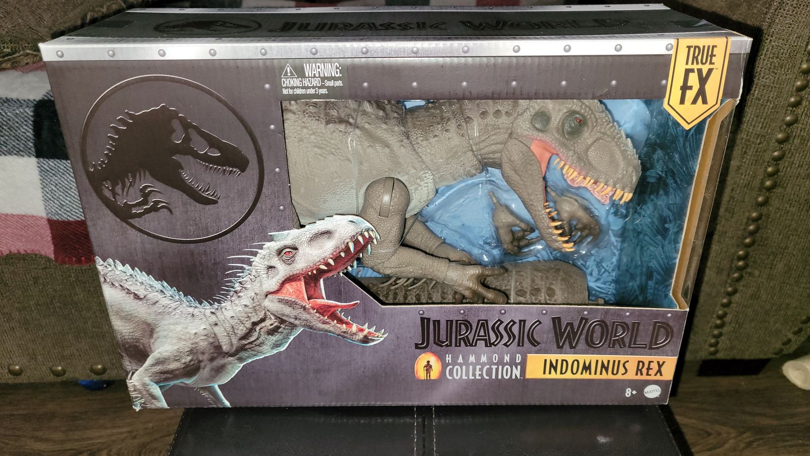 Jurassic World hammond collection indominus Rex Deluxe Articulated Action Figure Large