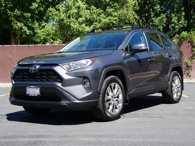 2019 Toyota RAV4 XLE Premium