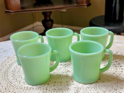Set of 5 Vintage Fire King Jadeite Mugs