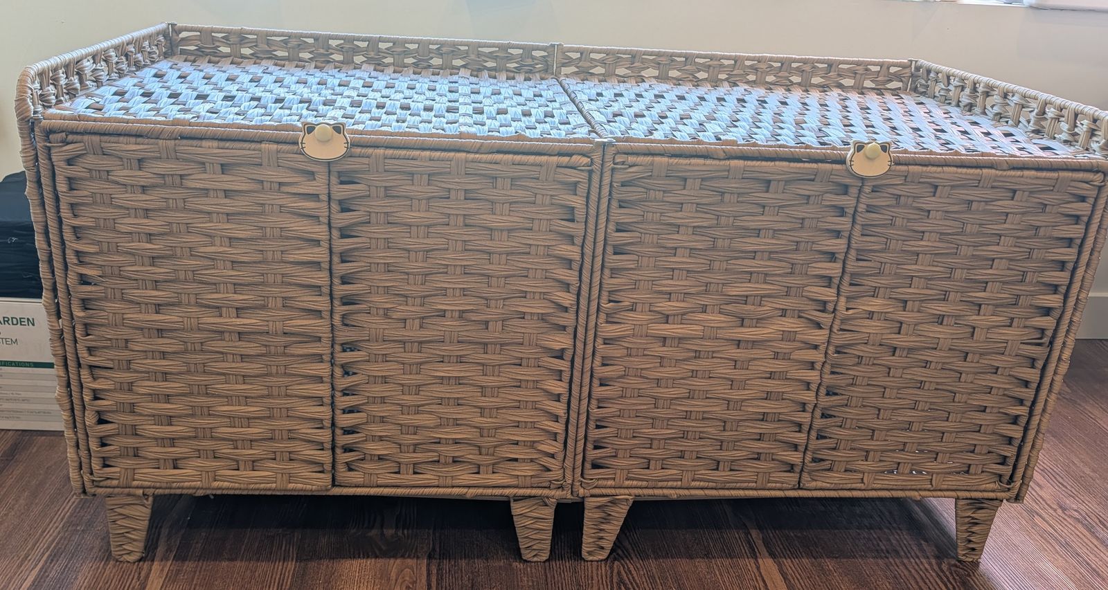 Large rattan cat litter box enclosure