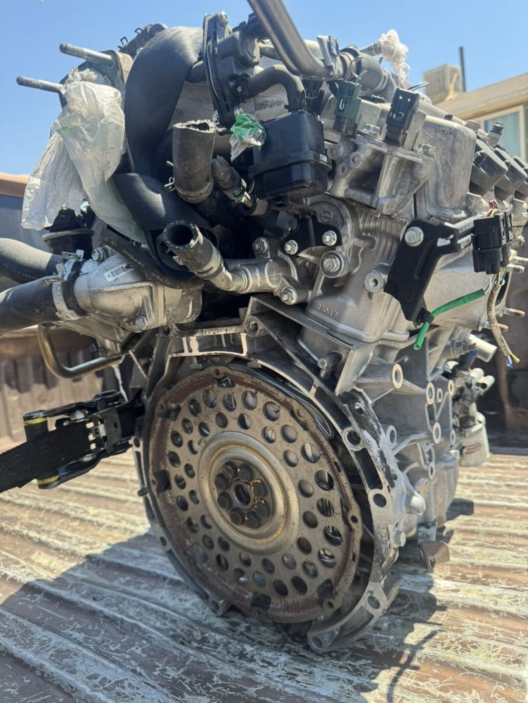 Main image 4
